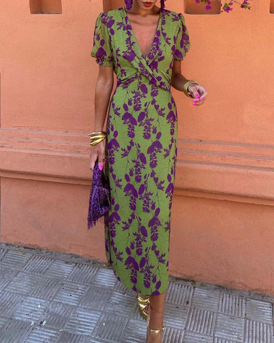 Brie | Robe Midi Fleurie avec Décolleté en V