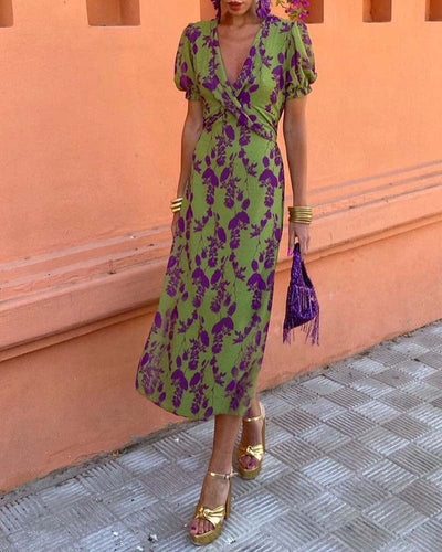 Brie | Robe Midi Fleurie avec Décolleté en V