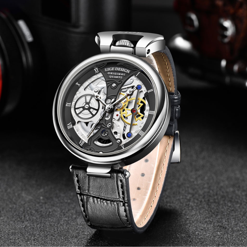 Montre d'affaires creuse à la mode