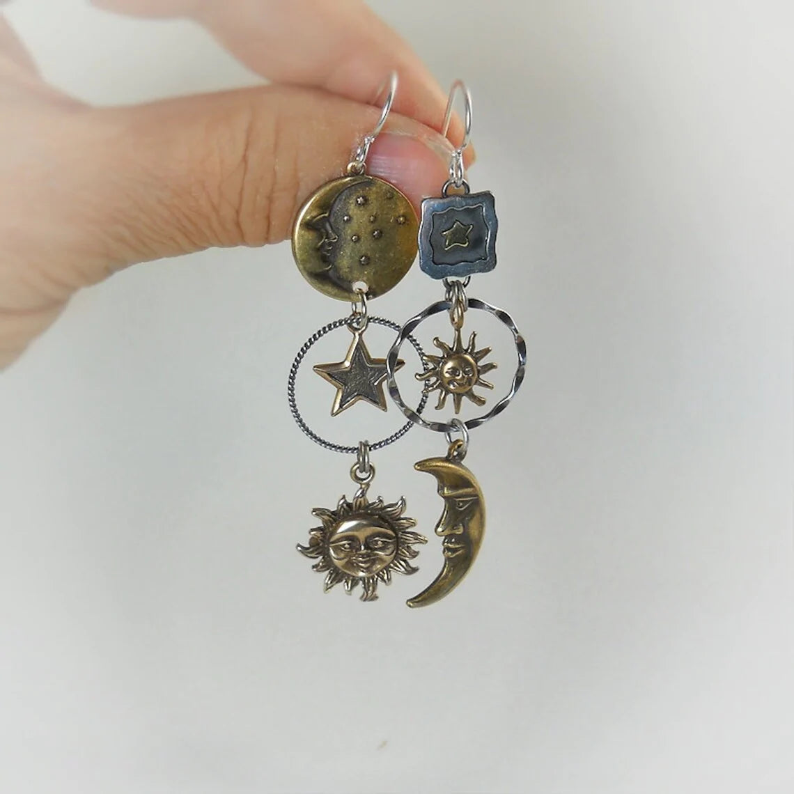 Boucles d'Oreilles Pendantes Sol-Lune