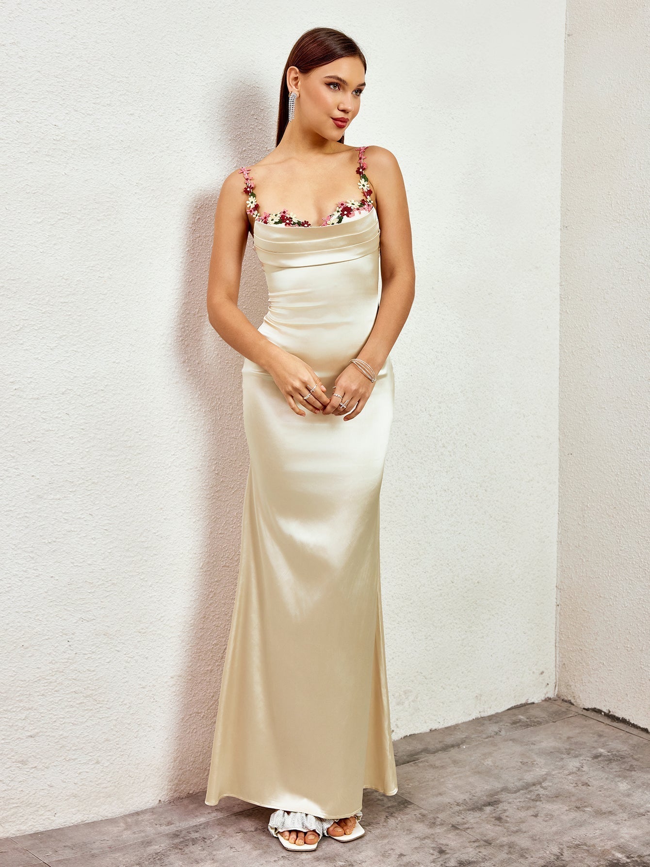 Flora | Robe Longue en Satin