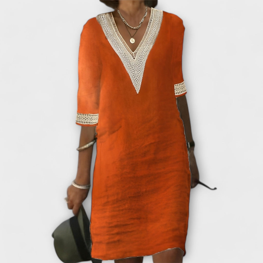 Emelia | Robe à col en V inspirée du style bohème