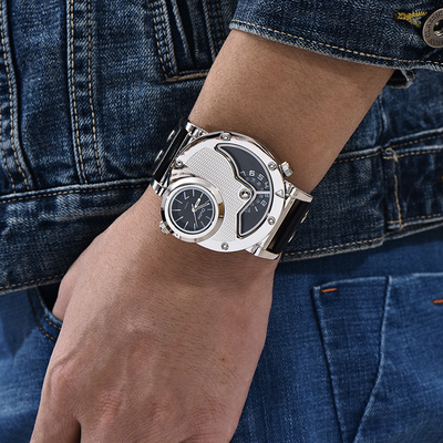 Montre à bracelet en cuir multi-fuseaux horaires