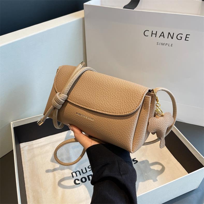 Avery™ Retro Douceur | Sac Élégant