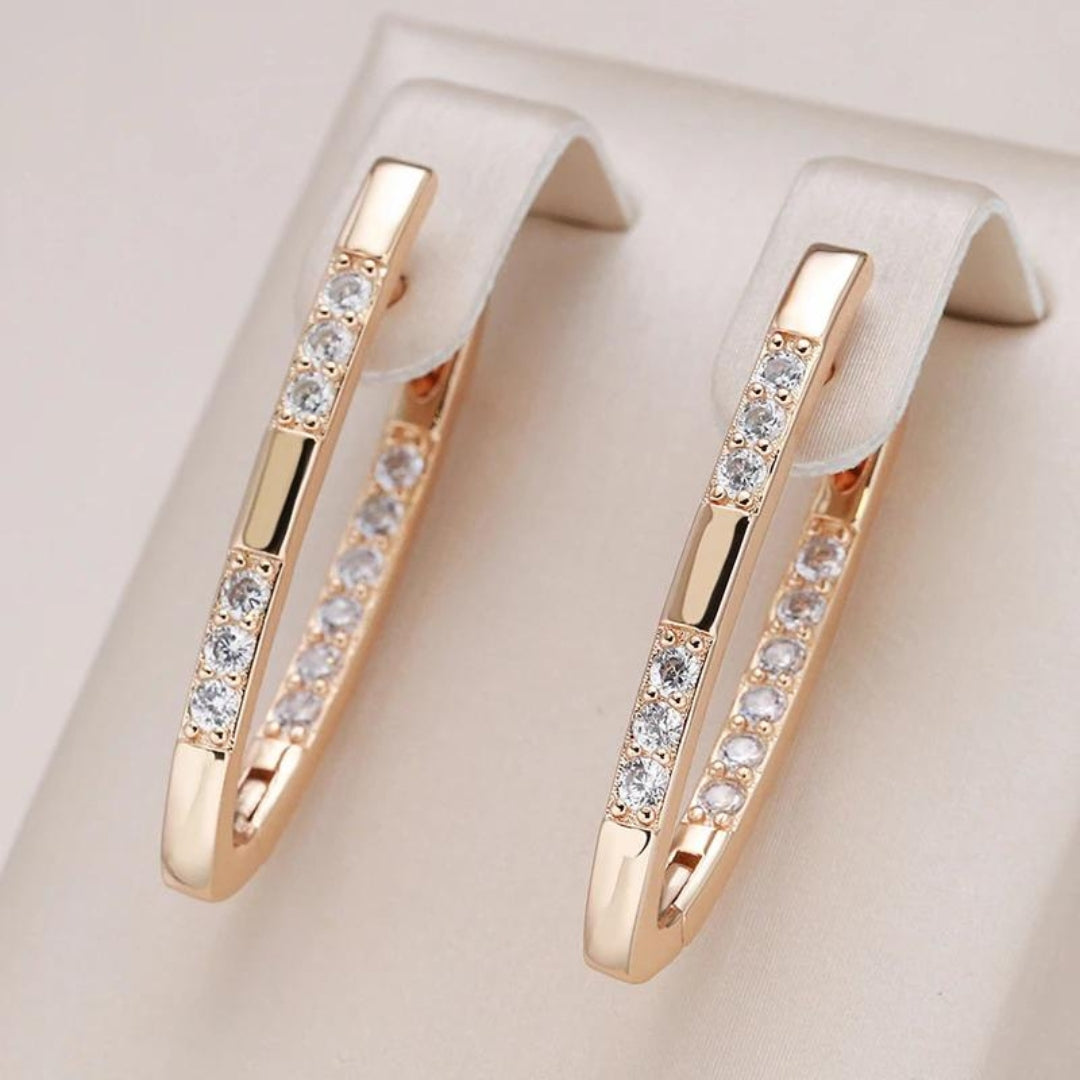 Boucles d'Oreilles Élégantes en Zirconia Doré