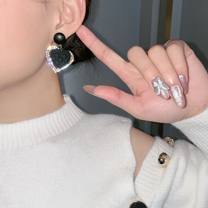 Boucles d'Oreilles Cœur Sombre en Or