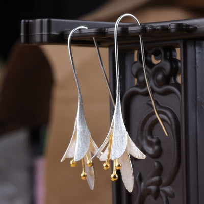 Boucles d'Oreilles avec Fleurs en Argent