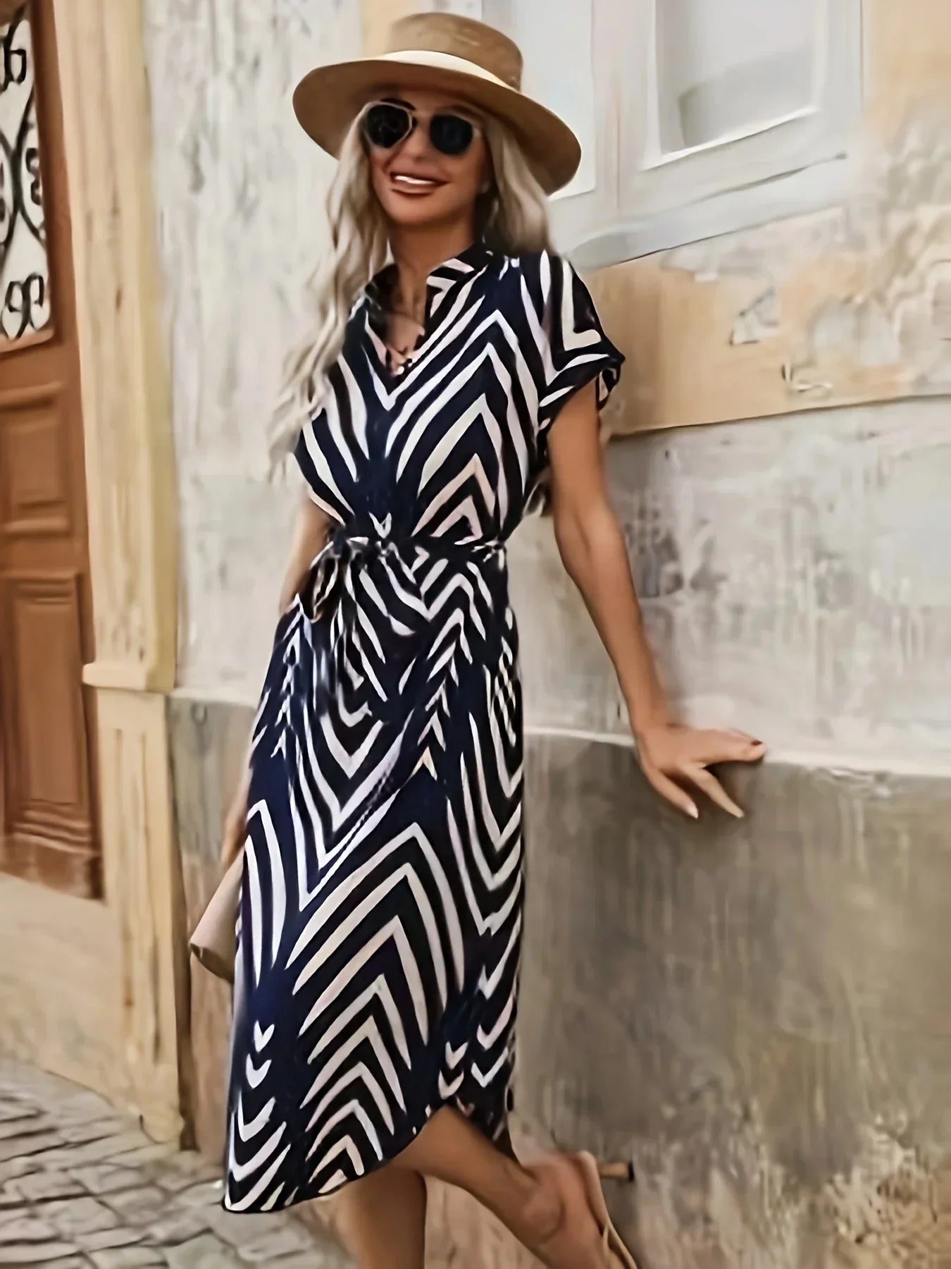 Elly | Robe à Imprimé Géométrique avec Nœud à la Taille
