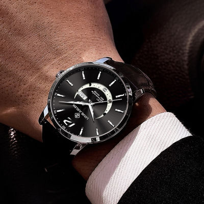 Montre élégante à phase de lune lumineuse