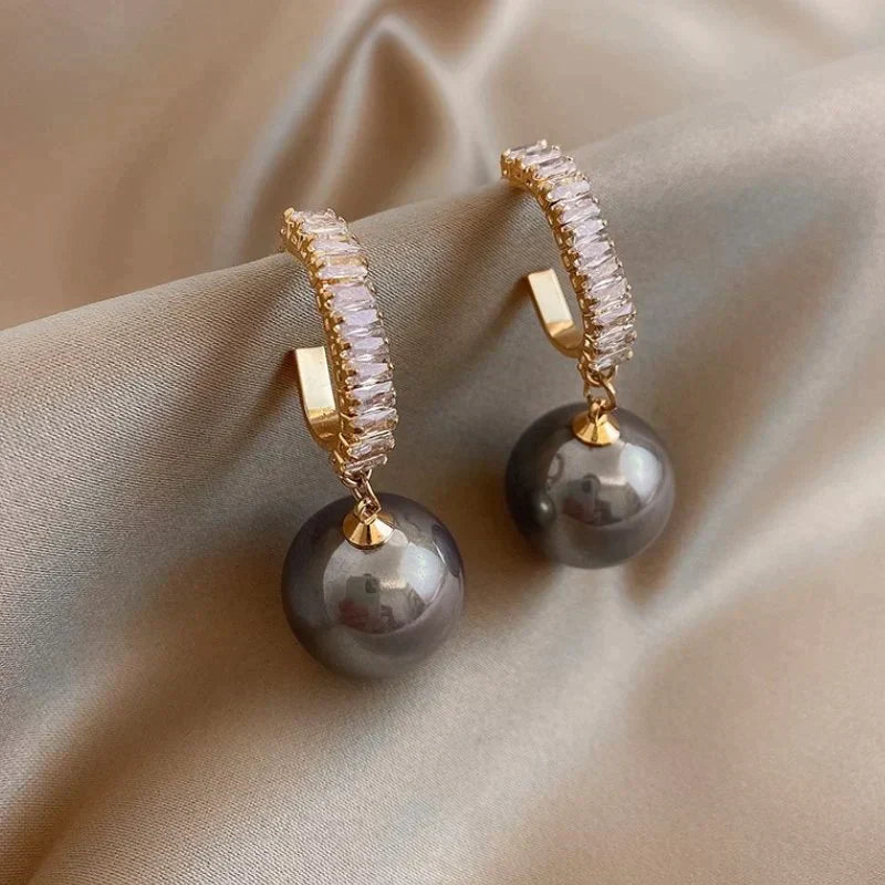 Boucles d'Oreilles en Perles et Zirconiums de Luxe