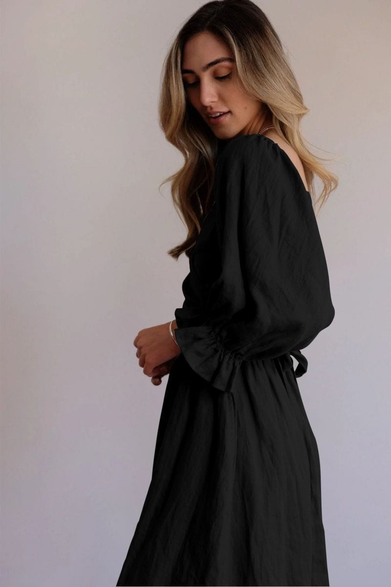 Tana | ROBE FRANÇAISE AVEC MANCHES VOLANTES