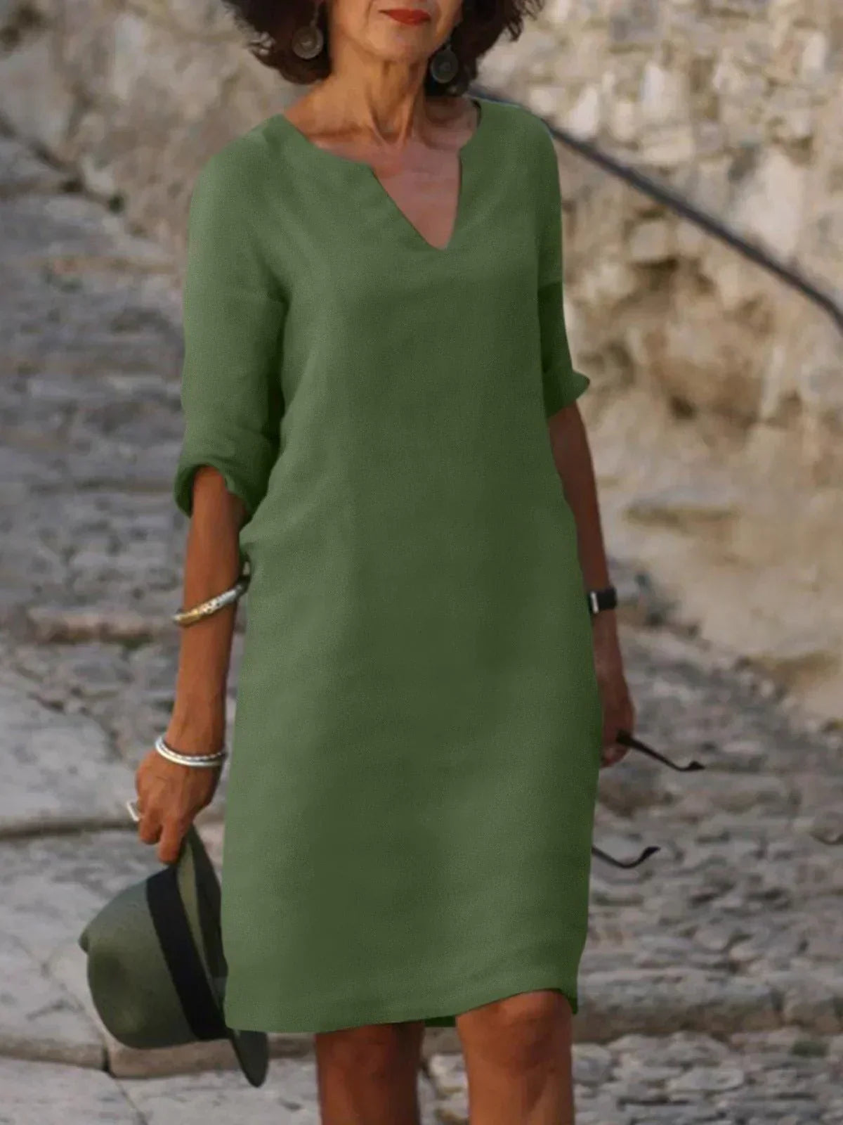 Josette | Robe élégante décolletée en V