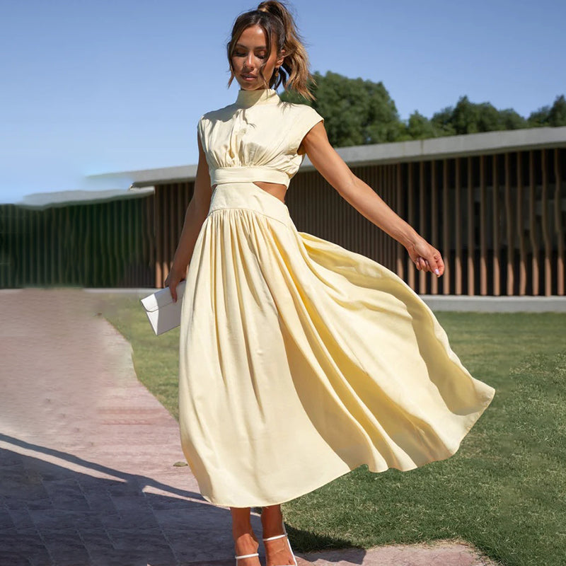 Emilia - Robe élégante à décolleté haut